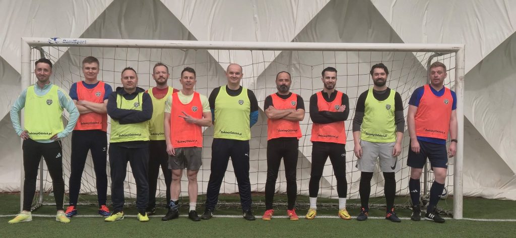 UKS Junior Zacisze - piłka nożna dla dorosłych